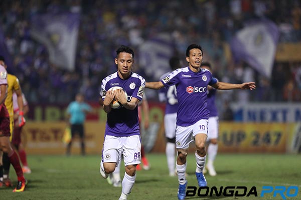 Kết quả Hà Nội FC 2-0 Sài Gòn: Hùng Dũng và Oseni mang về 3 điểm cho đội chủ nhà